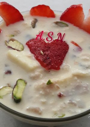 A picture of Apple-Strawberry-Paneeri.