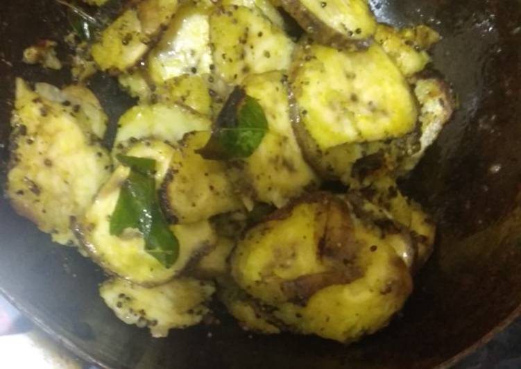 Steps to Make Favorite Plantain fry/ vaazhakai varuval