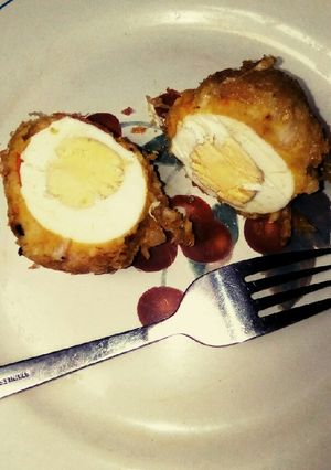 A picture of Yam egg roll.