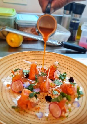 Una foto de Tiradito de trucha