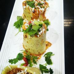 A picture of Spring moong roll.