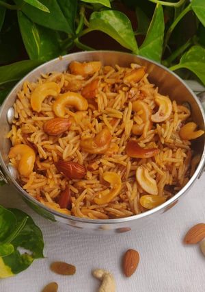 A picture of Kashmiri Pulao.