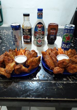 Una foto de Alitas buffalo 😍😋