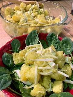 Una foto de Ensalada de papa al pesto