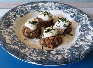 Foto principal de Kibbeh-albóndigas libanesas de ternera