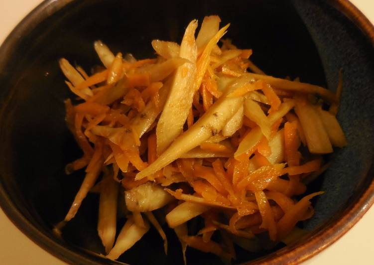 Kinpira Gobo (burdock and carrot kinpira)