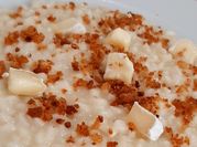 Una foto di risotto acciughe