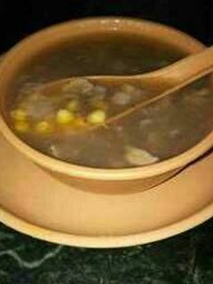 स्वीट कॉर्न मशरुम सूप (Sweet corn Mushroom soup recipe in hindi) रेसिपी मुख्य फोटो