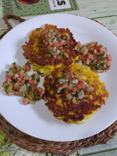 Una foto de Tortitas de repollo