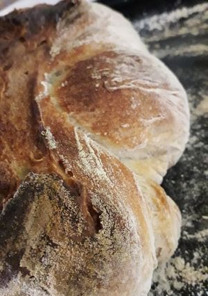 Una foto de Pan artesanal 60% hidratación