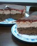 Torta helada de Brownie y mousse de frutilla