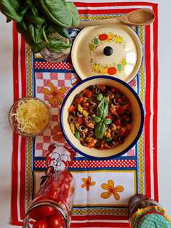 Una foto de Tirabuzones caprese "one pot pasta" 🍝 🇮🇹 🍝 🇮🇹 🍝 🇮🇹 🍝