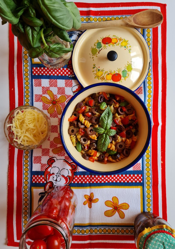 Una foto de Tirabuzones caprese "one pot pasta" 🍝 🇮🇹 🍝 🇮🇹 🍝 🇮🇹 🍝