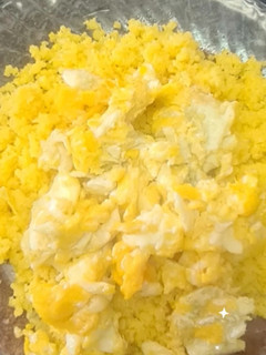 Foto de Cuscuz com ovo mexido 🥚🌽