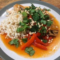 A picture of Chicken in a Red Pepper Sauce.