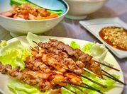 A picture of sate ayam oven