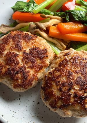A picture of Grated Daikon & Pork Patties.