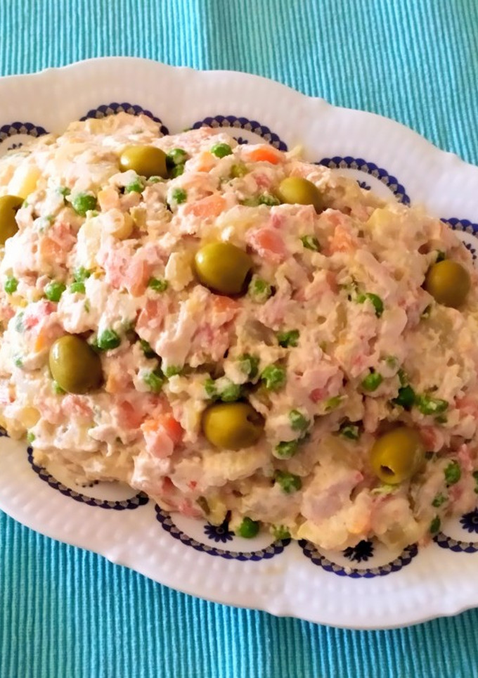 Una foto de Ensaladilla rusa casera 😋