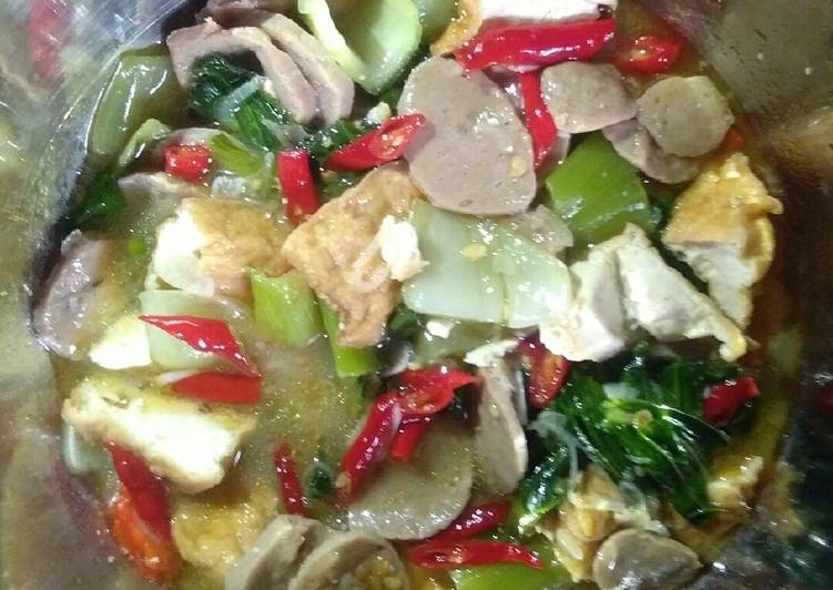 Cara Gampang Membuat Tumis &#34;Batacoy&#34; (Bakso Tahu Pakcoy) yang Lezat Sekali