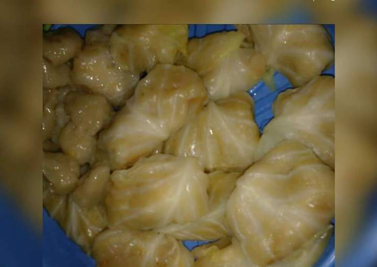  Resep  Siomay  Kubis  oleh Ajeng Putri Cookpad