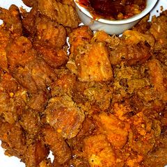 A picture of Awara da kwai.