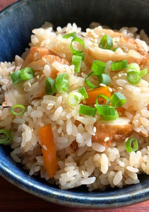 A picture of Carrot & Chikuwa Takikomi Gohan.