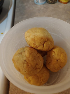 A picture of Keto Cheesecake Fat Bombs.