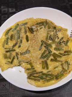 Una foto de Tortilla de espárragos