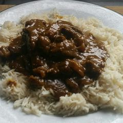 A picture of Awesome Beef Rendang.