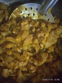 பீர்க்கங்காய் வேர்க்கடலை பொறியல் (Peerkankaai verkadalai poriyal recipe in tamil) செய்முறை முக்கிய புகைப்படம்