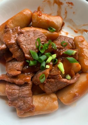 Hình của món Tokbokki yến mạch pha ke (EATCLEAN).