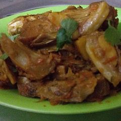 A picture of Aloo and kathal ki subzi.