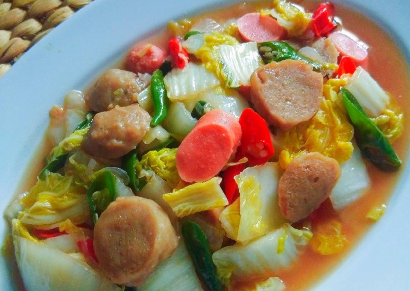 Tumis sawi bakso saus tiram