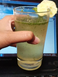 ஸ்வீட் லைம் ஜூஸ் (Sweet lime juice recipe in tamil) செய்முறை முக்கிய புகைப்படம்