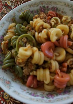 Una foto de Pasta con picadillo mexicano