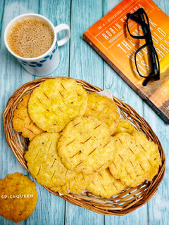 ફરસી પુરી (Farsi puri recipe in Gujarati) રેસીપી મુખ્ય ફોટો