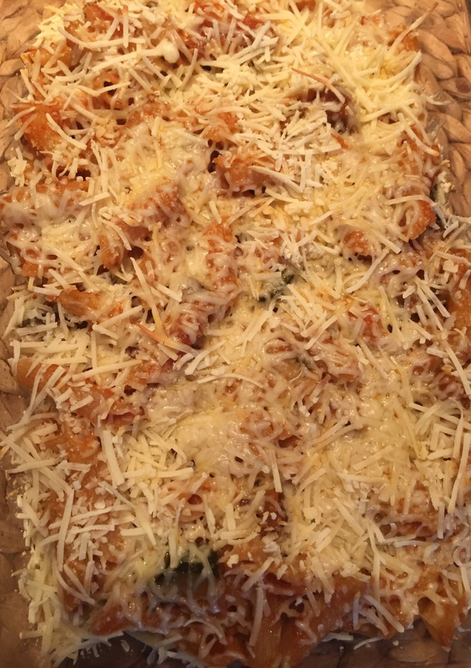 Una foto de Macarrones con crema de berenjena
