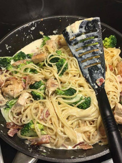 A picture of Creamy Broccoli, Chicken, Bacon Pasta.