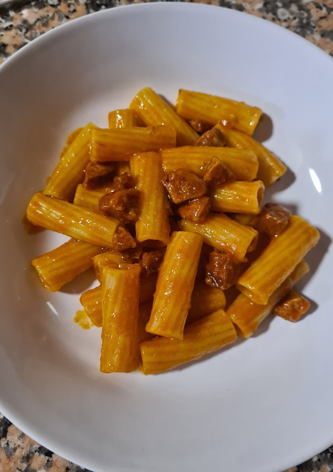 Una foto de Macarrones con chorizo muy fácil