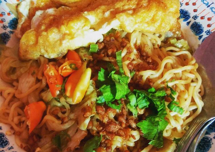 Langkah Mudah untuk Membuat Mie Goreng Rawit yang Enak