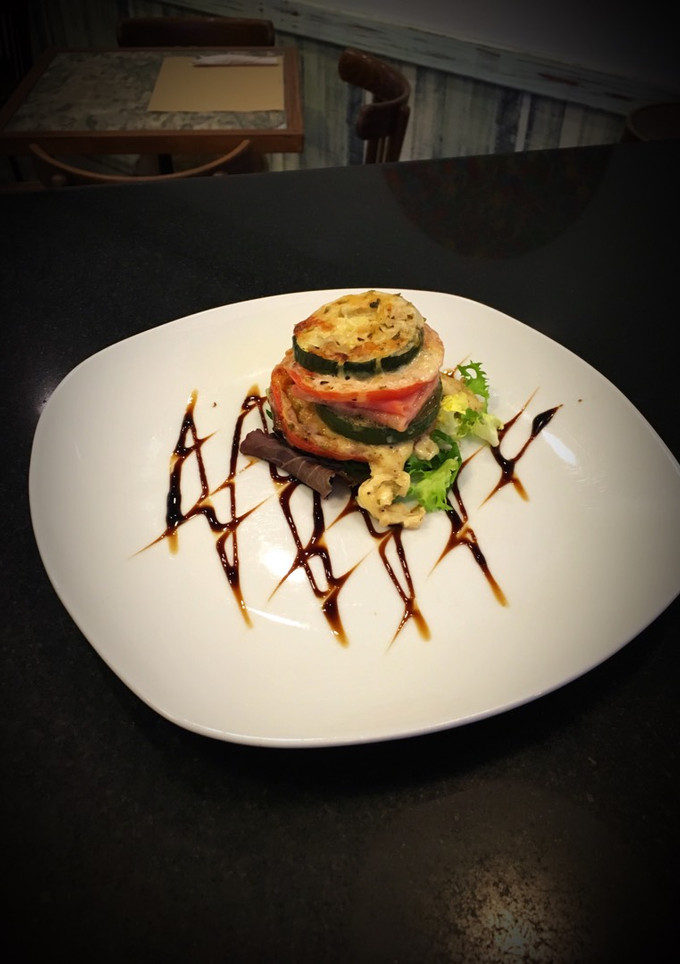 Una foto de Torre de Verduras 🍅 🥒 al Horno