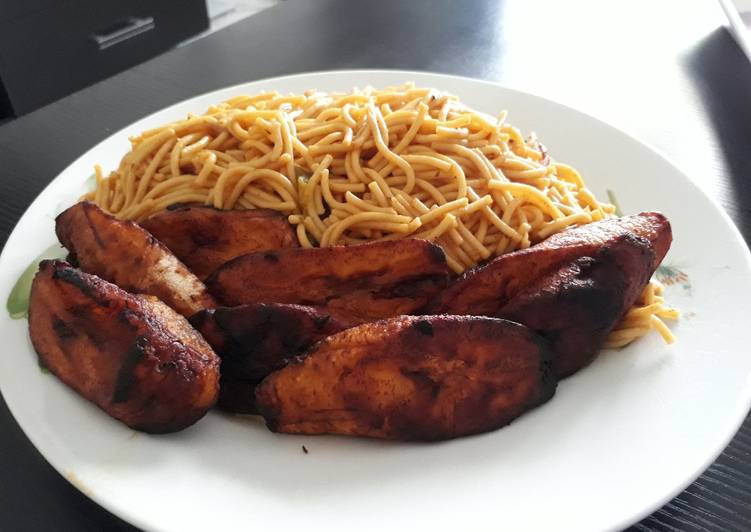 Recipe of Super Quick Homemade Spagetti with fried plantain