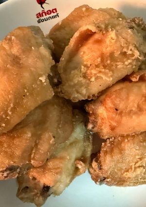 รูปของ ปีกไก่ทอดน้ำปลา