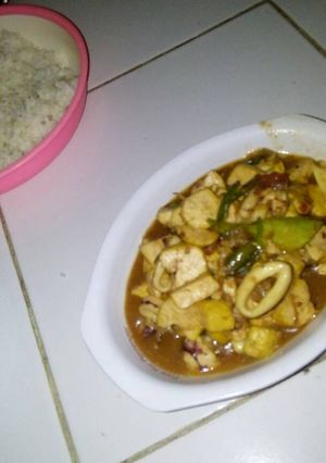 Foto resep Cumi tahu pedaz endessss