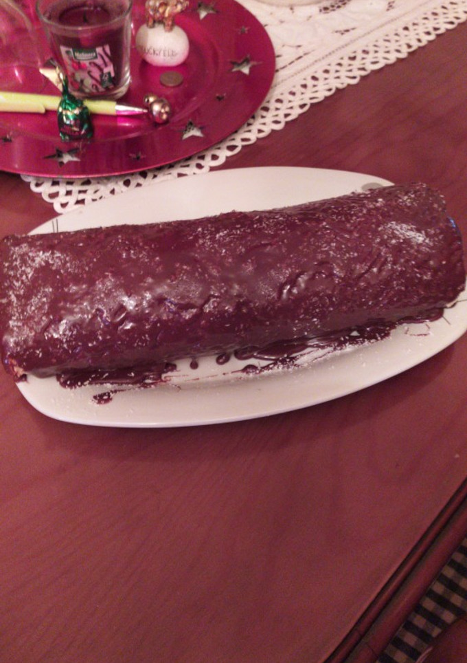 Una foto de Tronco de Navidad relleno de crema (en Thermomix)🎄🥂