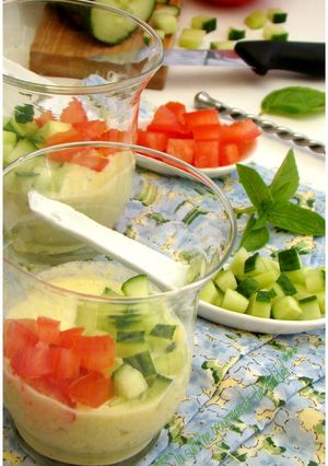 Une photo de Verrine de remoulade de concombre