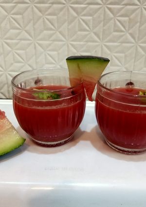 A picture of Watermelon juice.