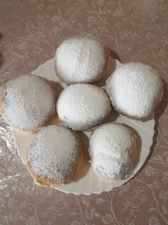 صورة لوصفة بريوش محشي بالكريمة 😋😋