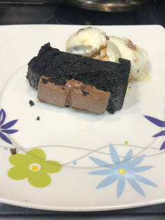 Una foto de Torta chocolatosa de óreos (4 ingredientes y lista en minutos)