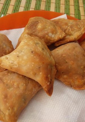 A picture of Low oil samosas – air fryer cooking.